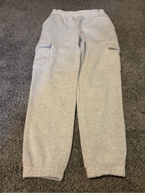 Tween’s Light Gray Cargo Sweatpants - Comfort Fit